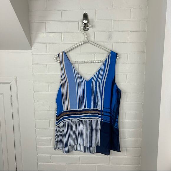 NWT Nic + Zoe Blue Abstract Print Silk Blend Tank Top Size MP - Picture 8 of 9